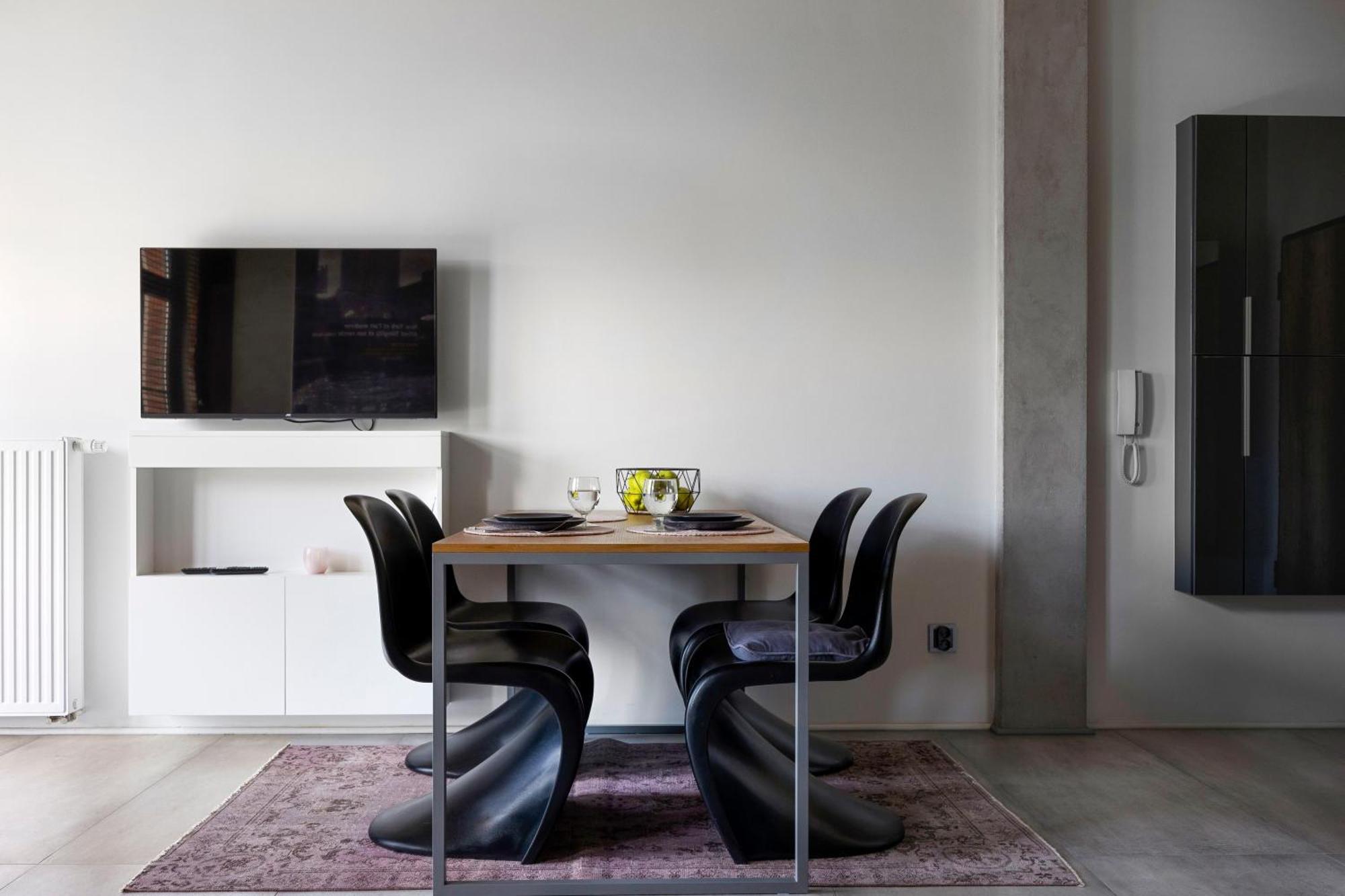 Brooklyn Loft Apartment - Old Town, Free Parking Вроцлав Экстерьер фото